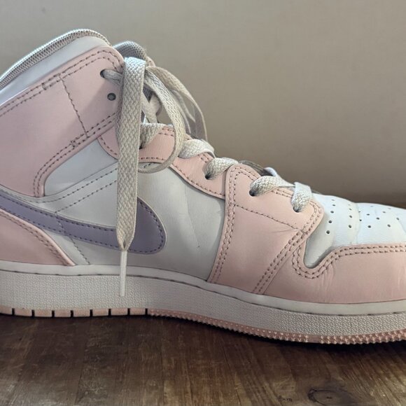 Girl's Air Jordan 1 Mid Pink Sneakers - Size 7Y - Picture 3 of 4